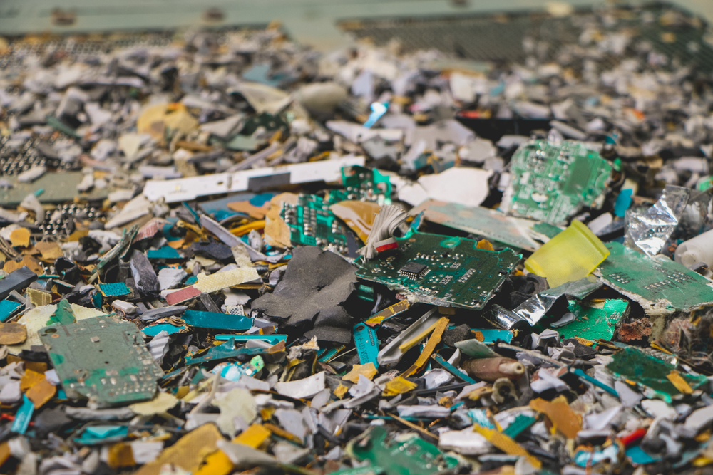 Environmental-impact-of-e-waste-in-Bangladesh